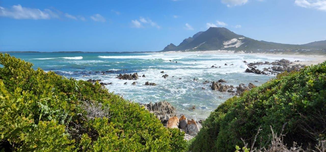 Brandys Beach House Bettyʼs Bay Exterior foto